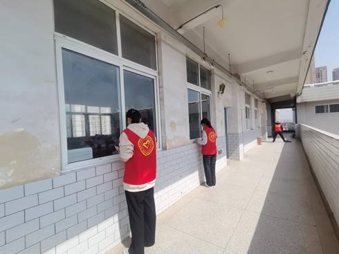 说明:DE8943A4142DF8E333BC3301E95662DE